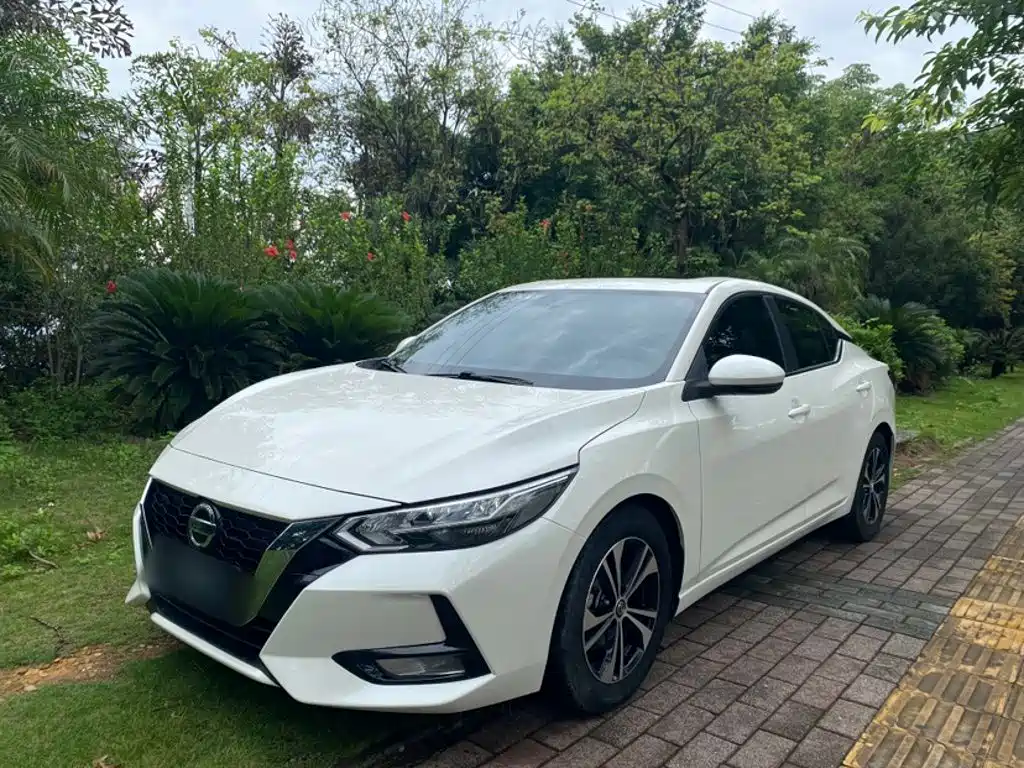 Nissan SYLPHY, миниатюра 2