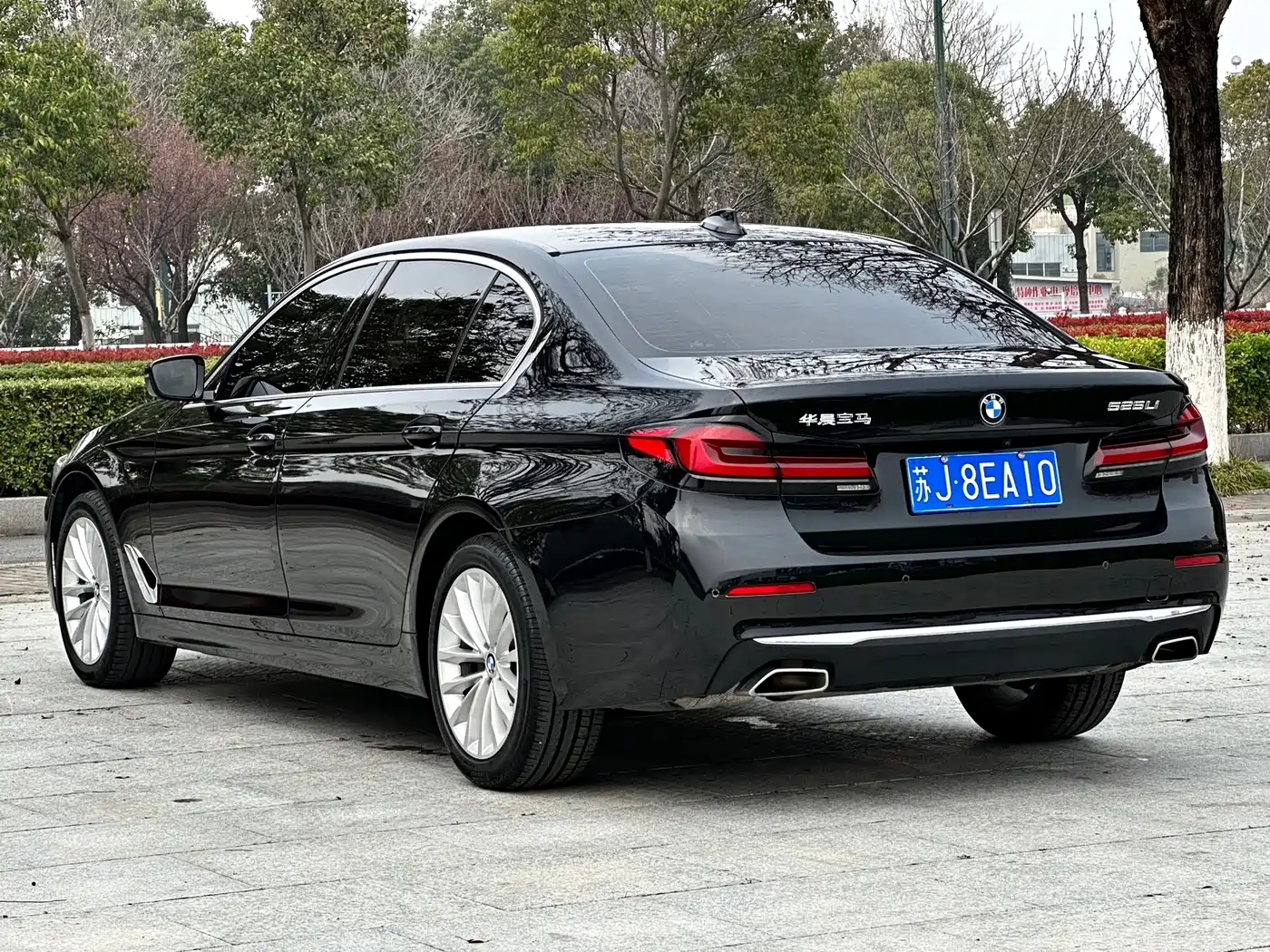 BMW 5-SERIES