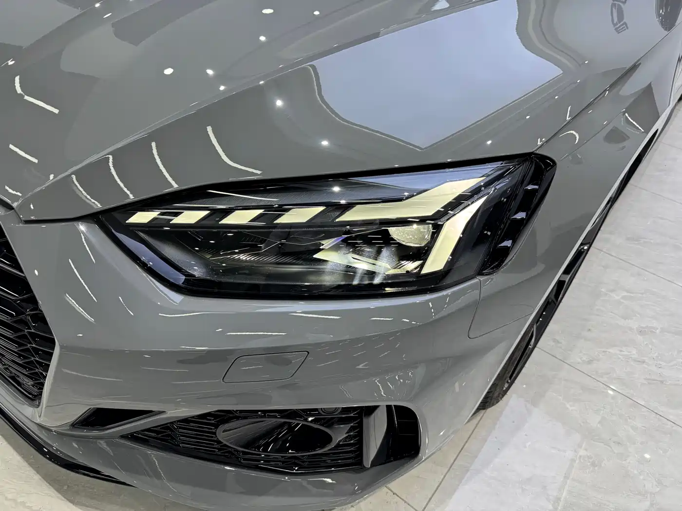 AUDI RS5