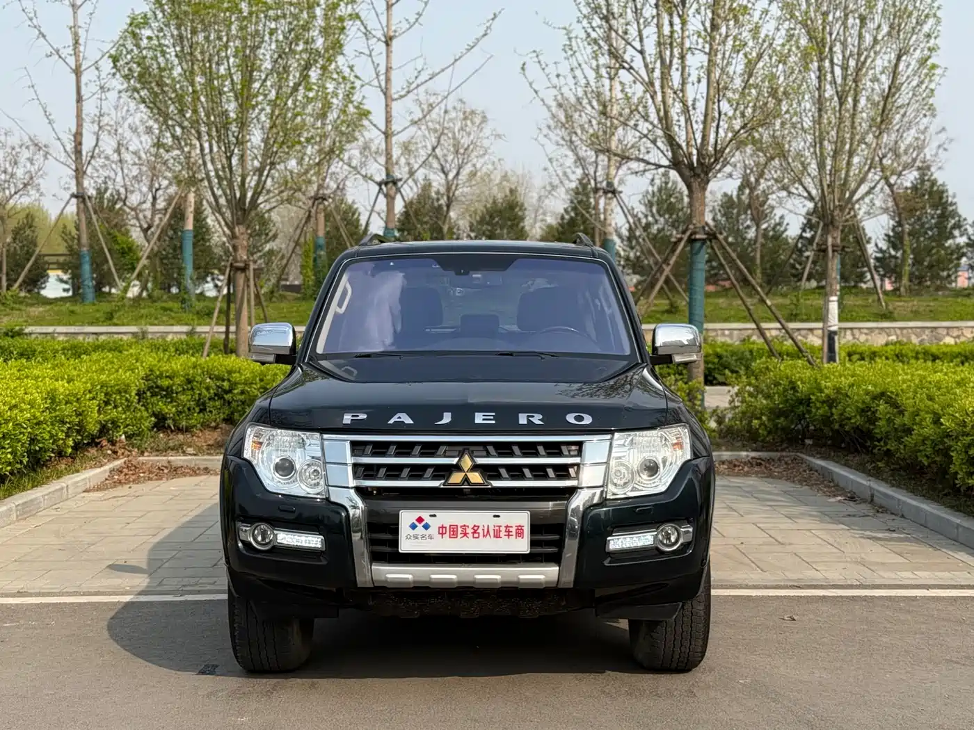 Mitsubishi Pajero (Import) 2016 3.0L Automatic Premium (China V) фото 2