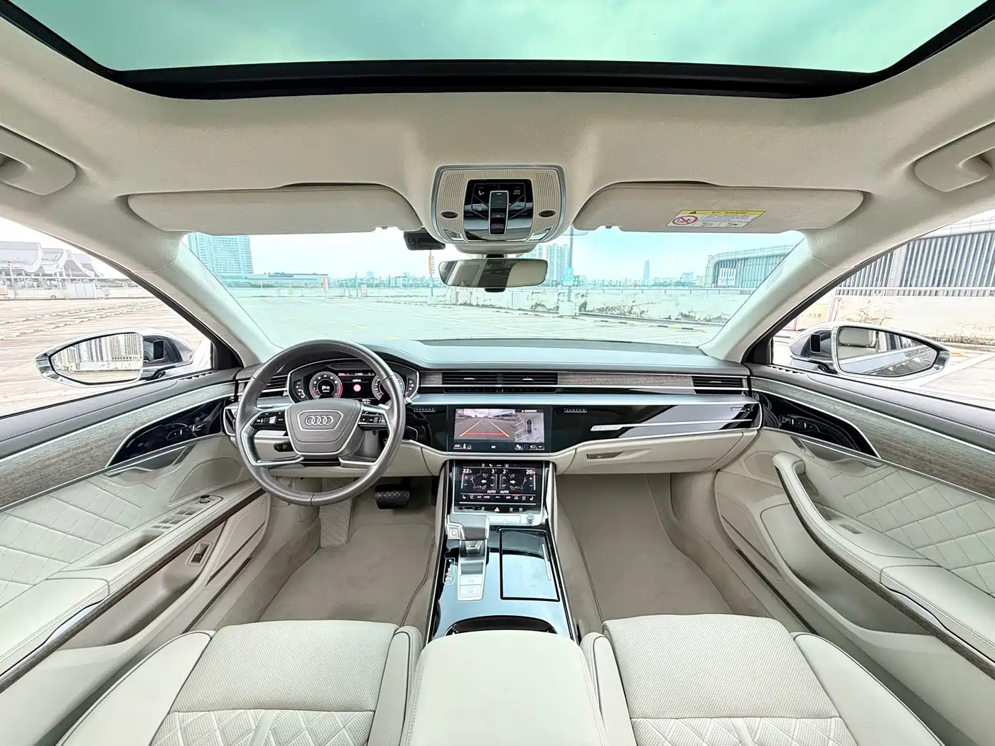 Фото 8 - Audi A8