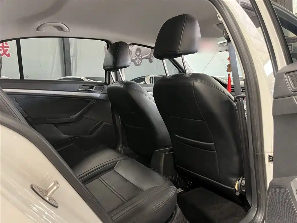 Volkswagen Lavida 2019 Lavida Start 1.5L Auto Trend (China VI) фото 4