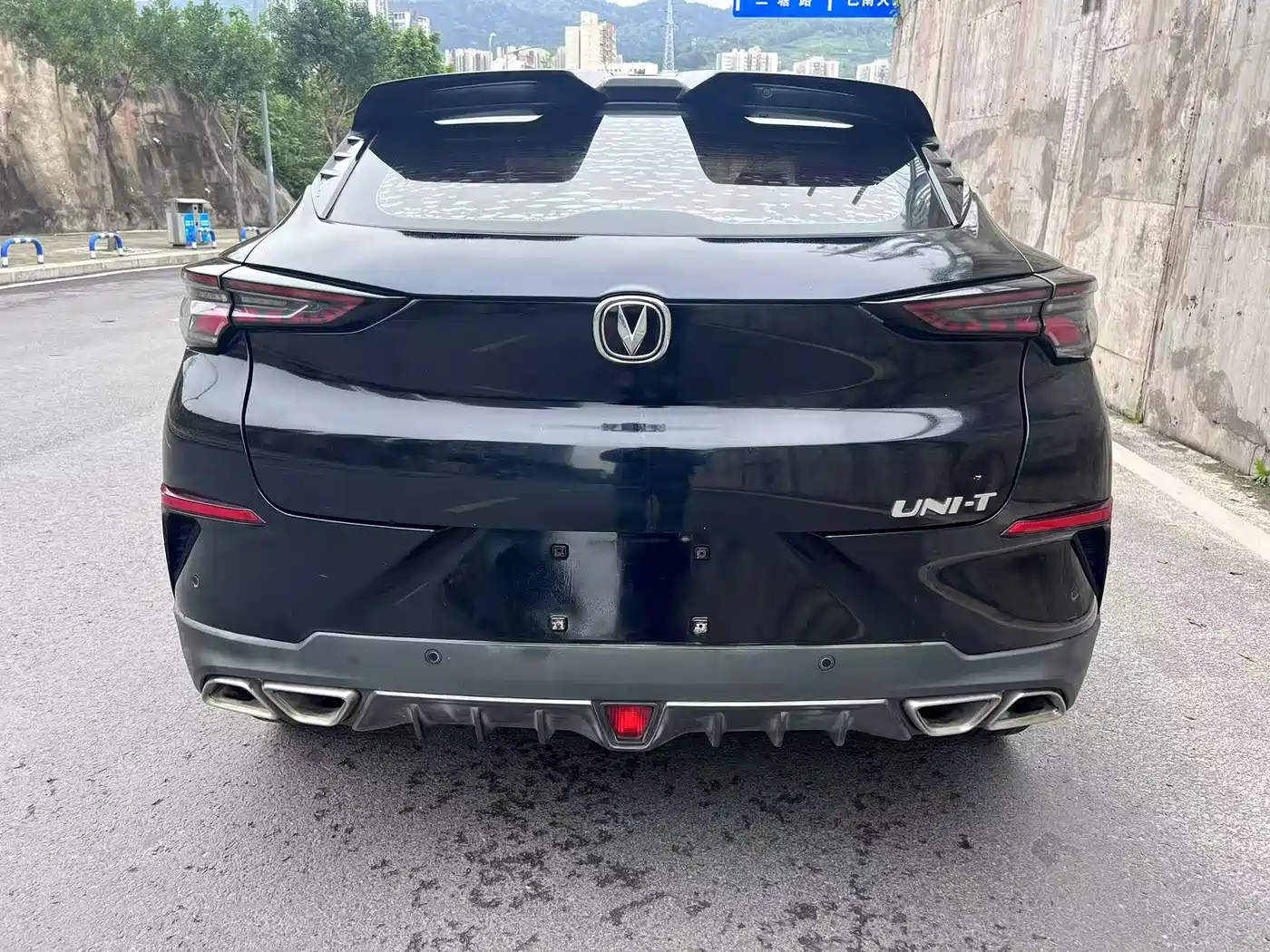 CHANGAN UNI T