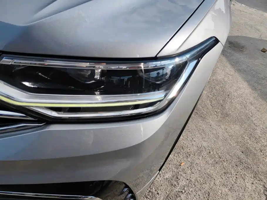 Фото 5 - Volkswagen Tiguan L
