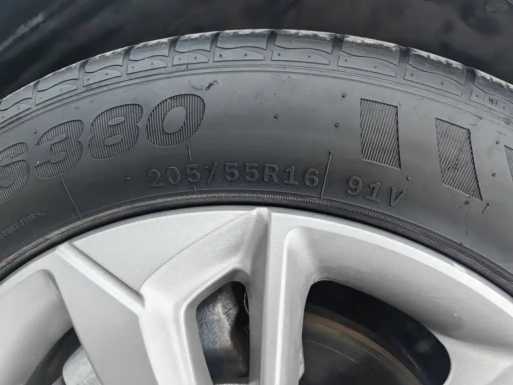 Geely Emgrand GL 2021 2021 UP 1.4T Manual Premium