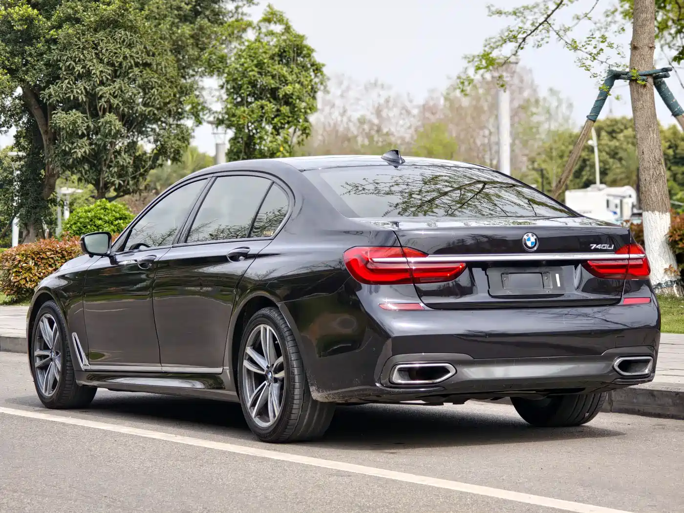 BMW 7 Series 2018 730Li Leading Type M Sport Package фото 5