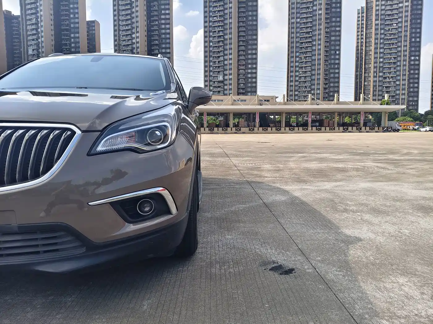 Photo 17 - Buick Envision Plus