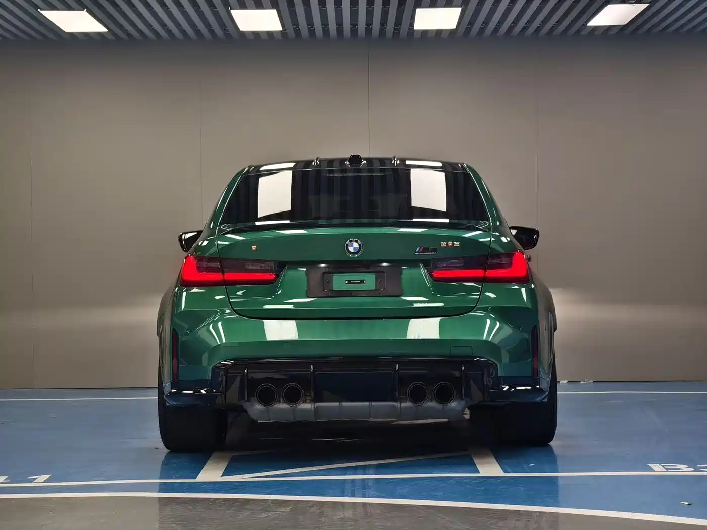 BMW M3 2023 M3 Sedan M xDrive Thunder Edition фото 5
