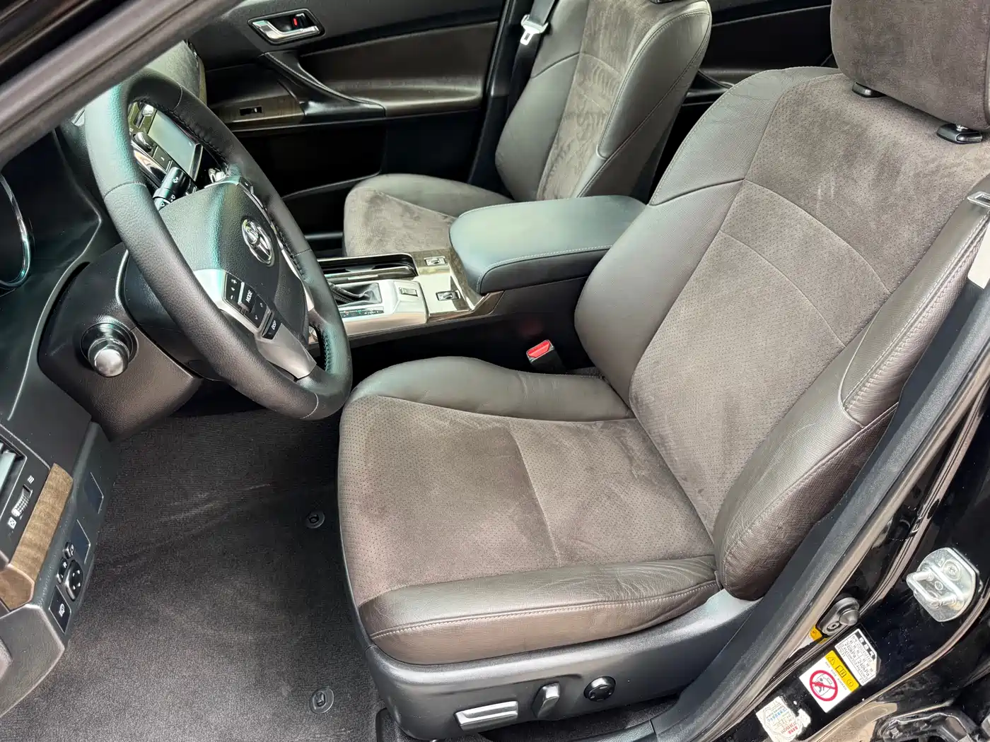 Toyota Reiz 2013 2.5V Premium Edition фото 7