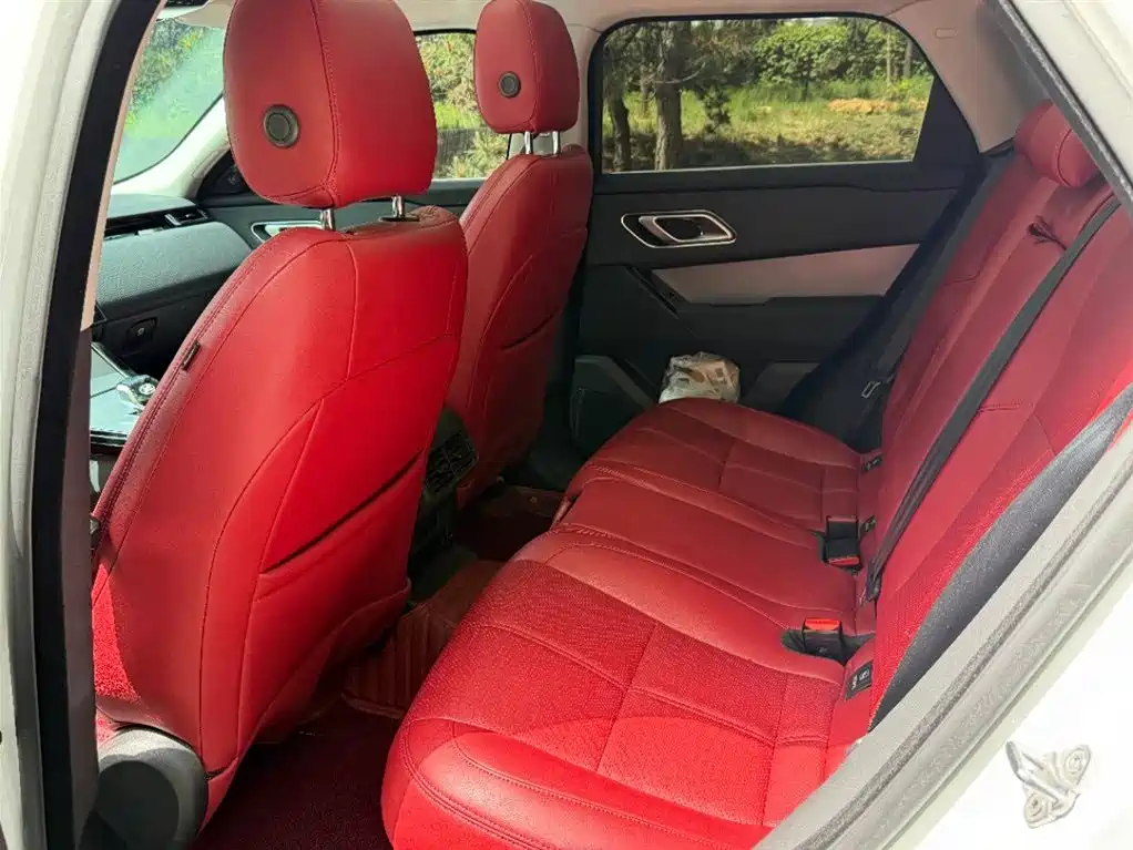 Land Rover Range Rover Velar 2024 Dynamic HSE фото 4