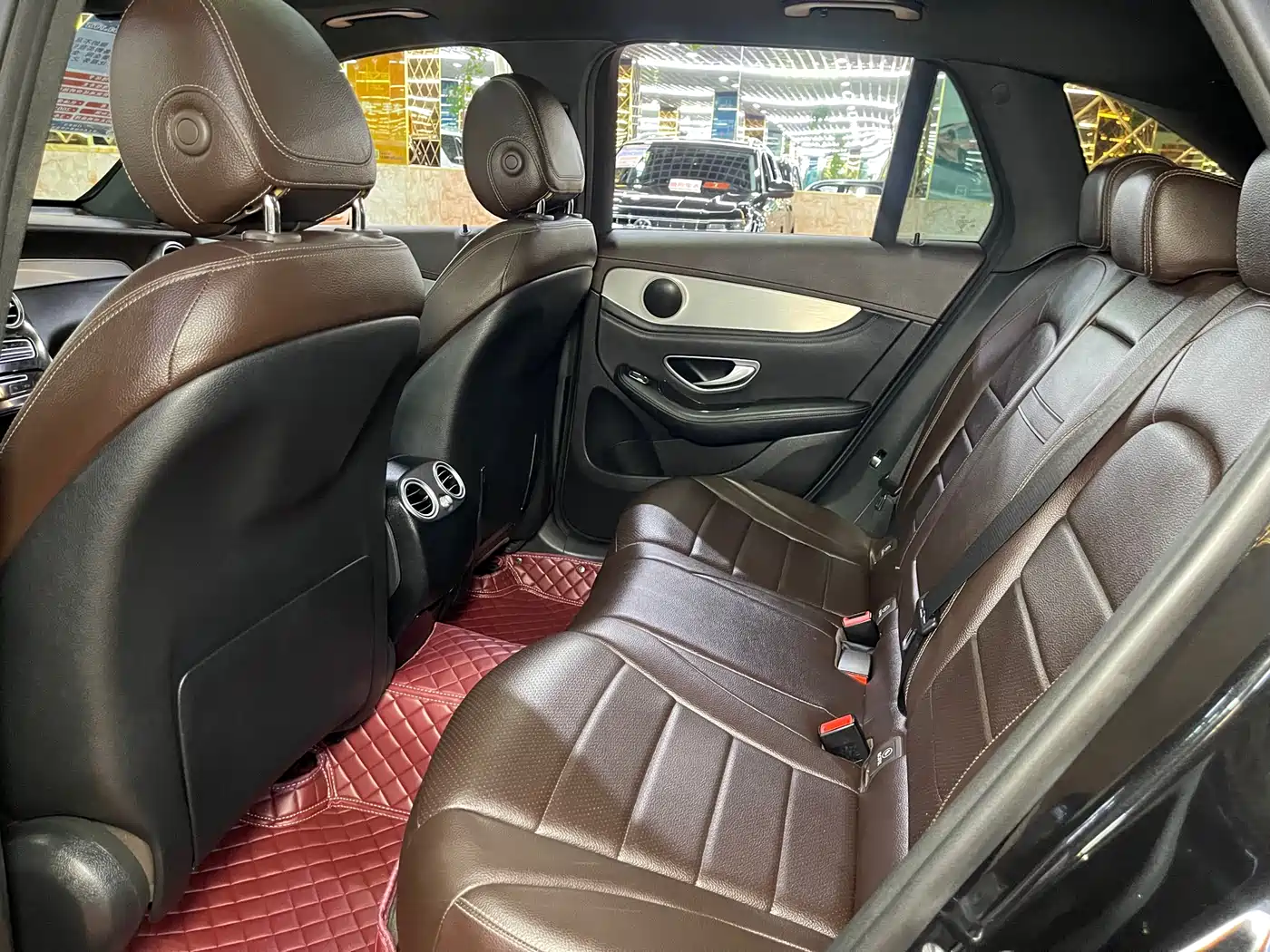 Mercedes-Benz GLC 2018 GLC 200 4MATIC фото 9