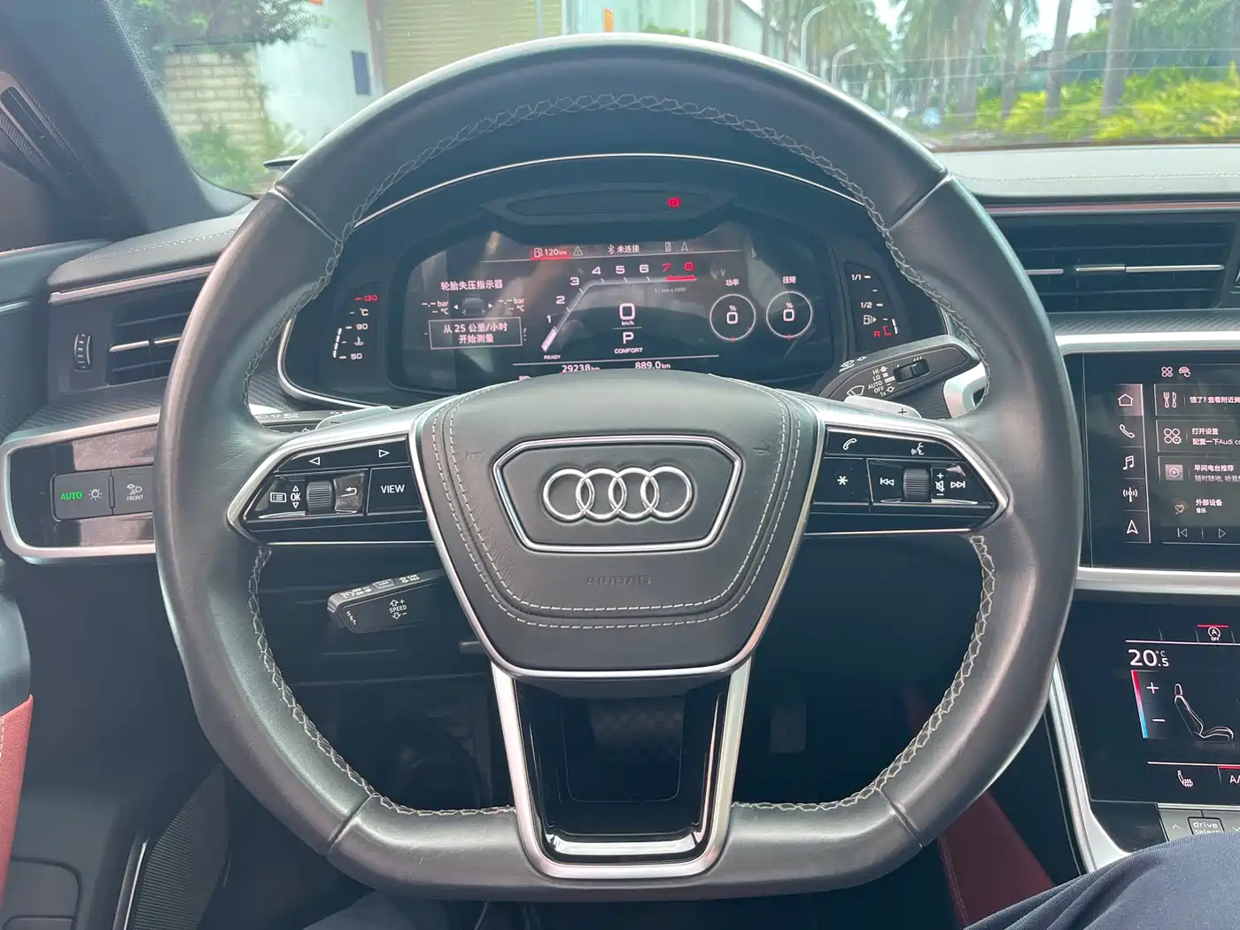 Audi A7L 2024 45 TFSI quattro Black Warrior Edition фото 13