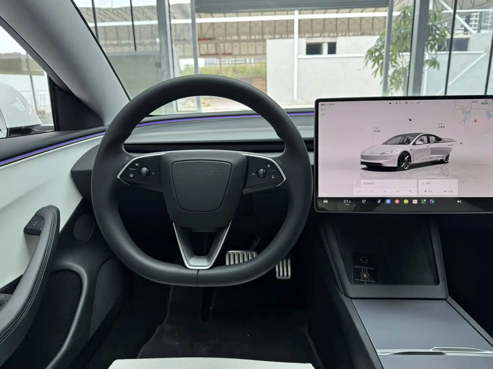 Photo 7 - Tesla Model 3