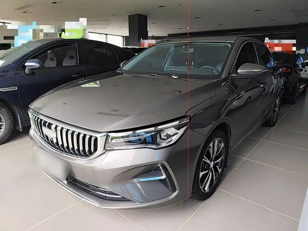 Фото 2 - Geely Emgrand