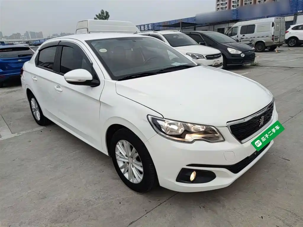 Peugeot 301 2018 1.6L Manual Comfort Edition фото 4