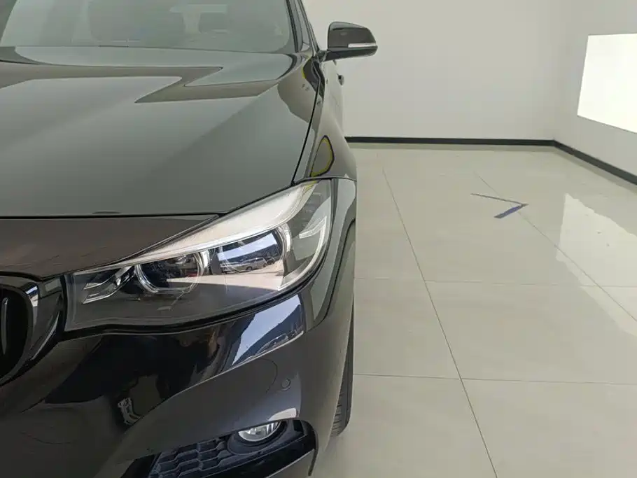 BMW 3 Series GT 2021 2020 320i M Sport Black Night Edition