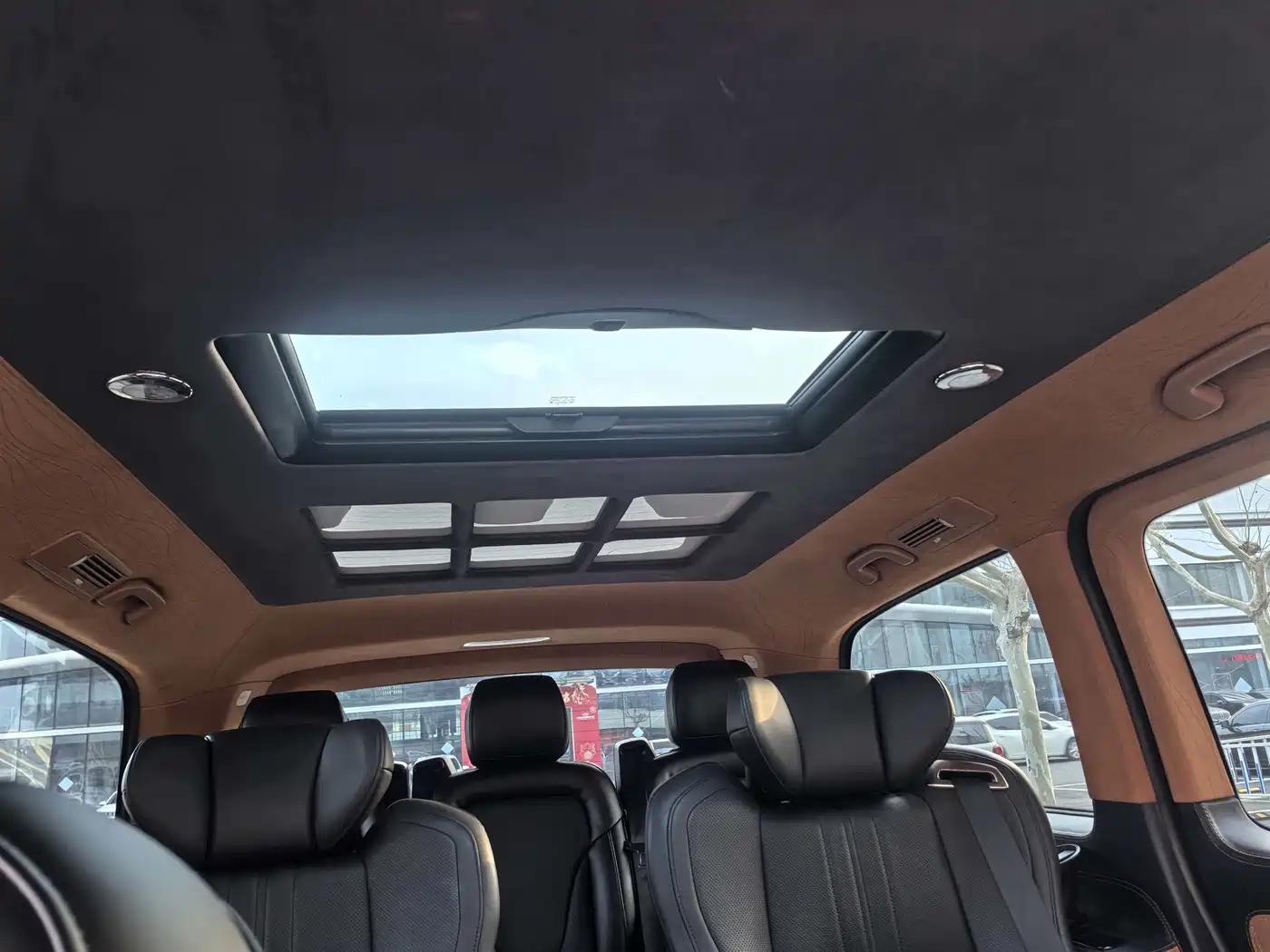 Mercedes-Benz Vito 2018 2.0T Elite Edition 7-seater China VI фото 13