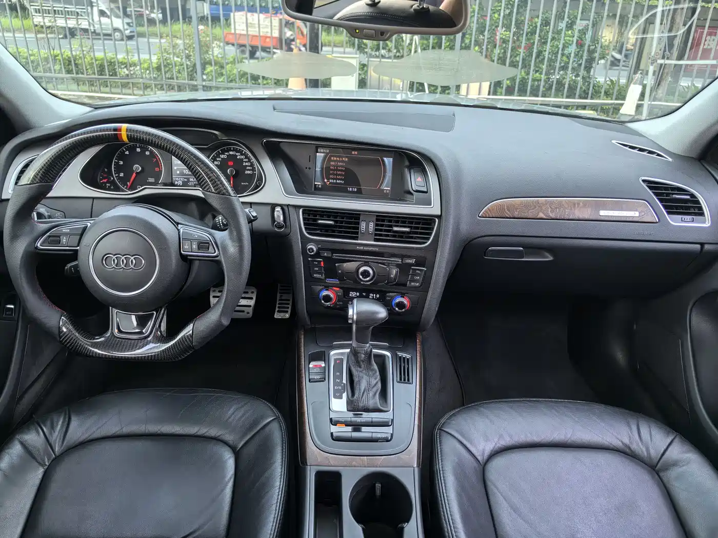 Audi A4L 2015 45 TFSI quattro Individual Sport фото 15