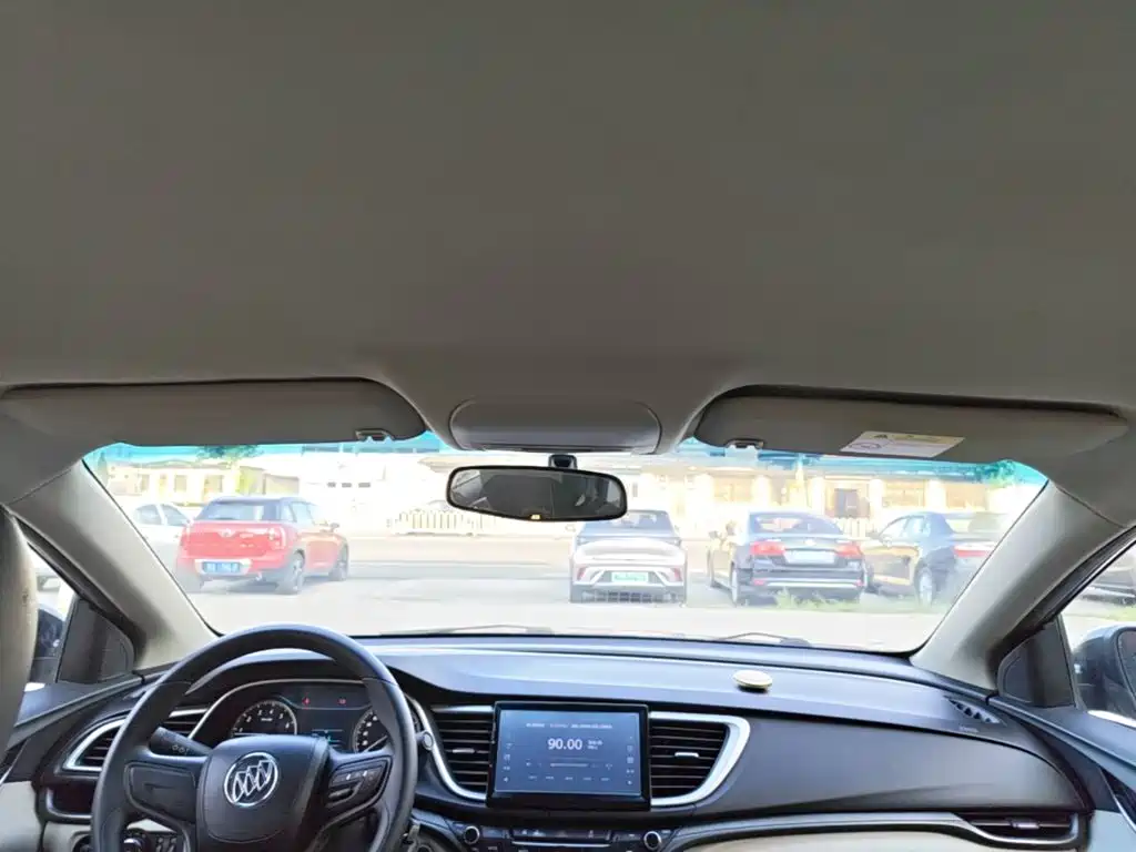 Фото 18 - Buick Excelle