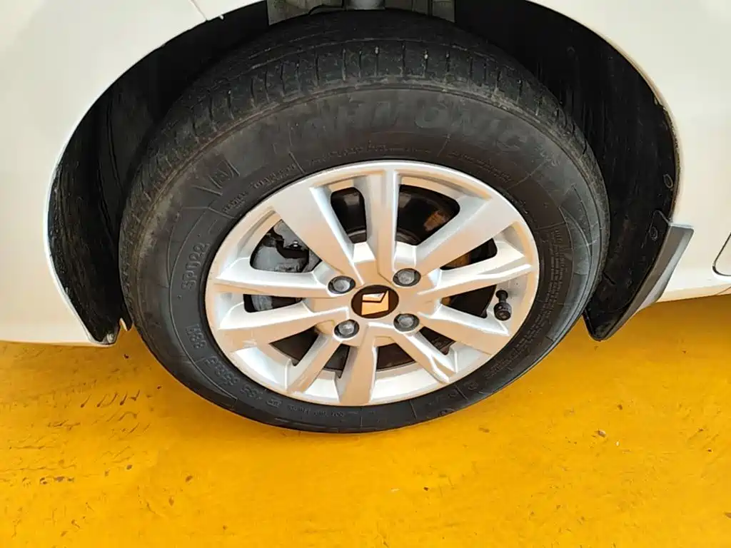 Baojun 360 2018 2019 1.5L Automatic Elite China VI