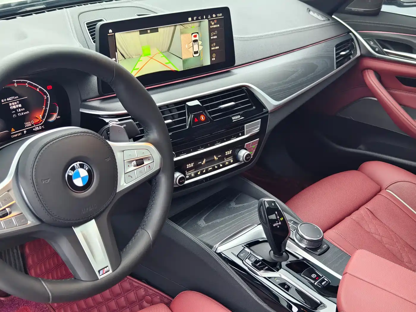 BMW 5 Series 2022 Model Third Facelift 530Li Premium M Sport Package фото 10
