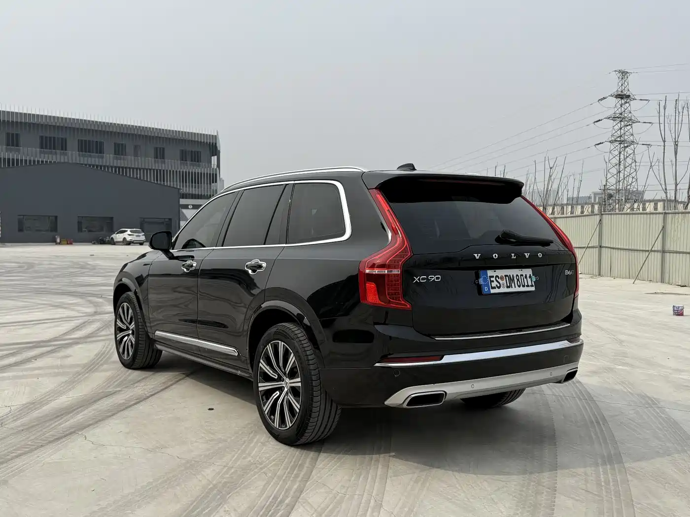 VOLVO XC90