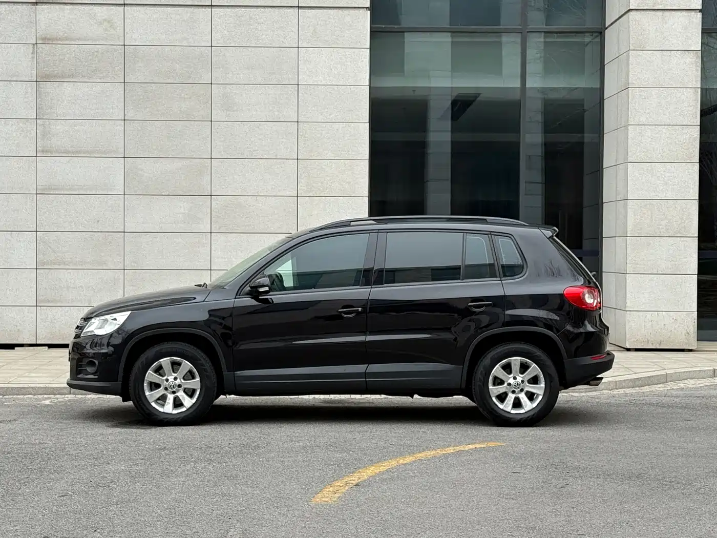 Volkswagen Tiguan 2012 1.8TSI Automatic 4WD Trend Edition фото 4