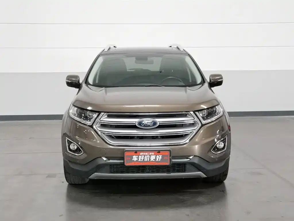 Photo 3 - Ford Edge