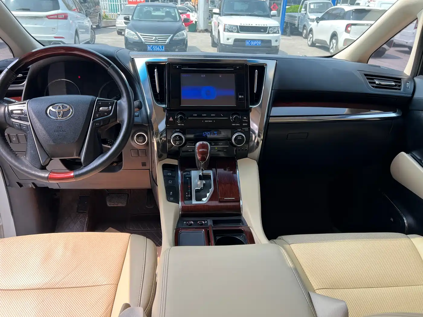 Toyota Alphard 2015 3.5L Luxury Edition фото 7