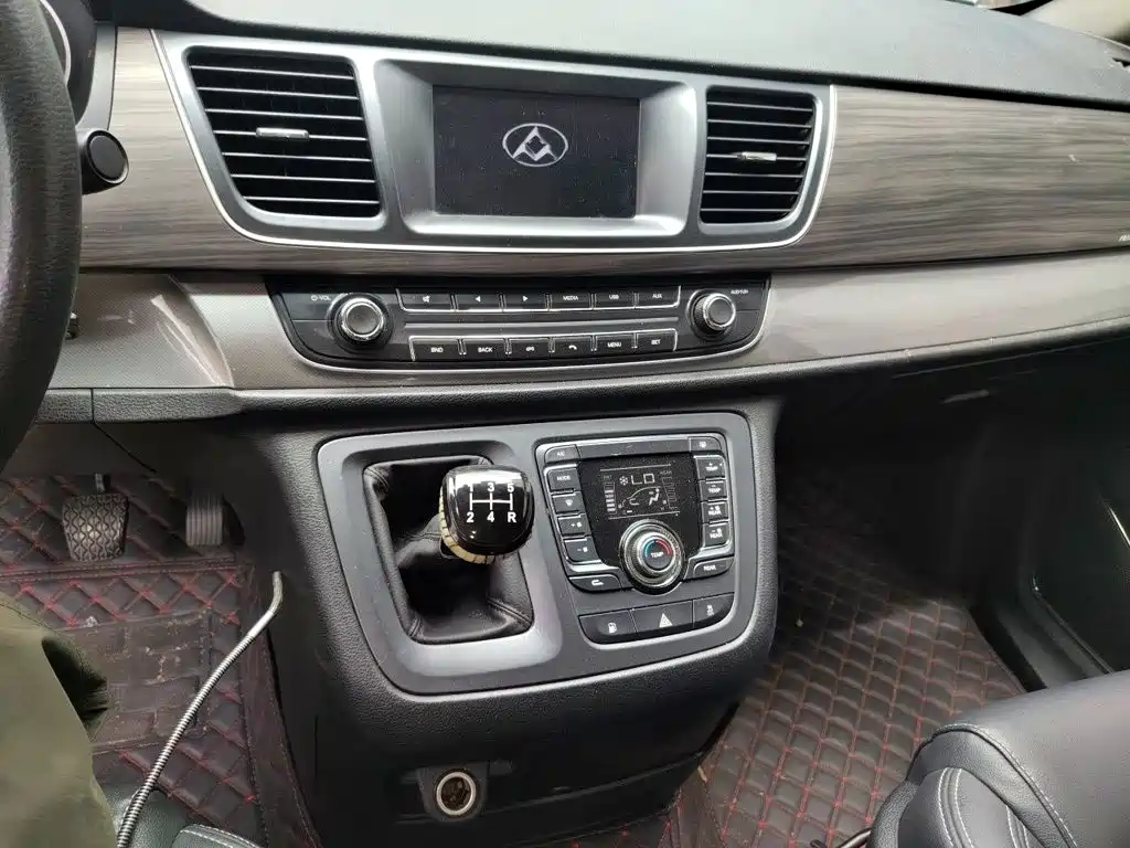 Photo 6 - SAIC Maxus Maxus G10