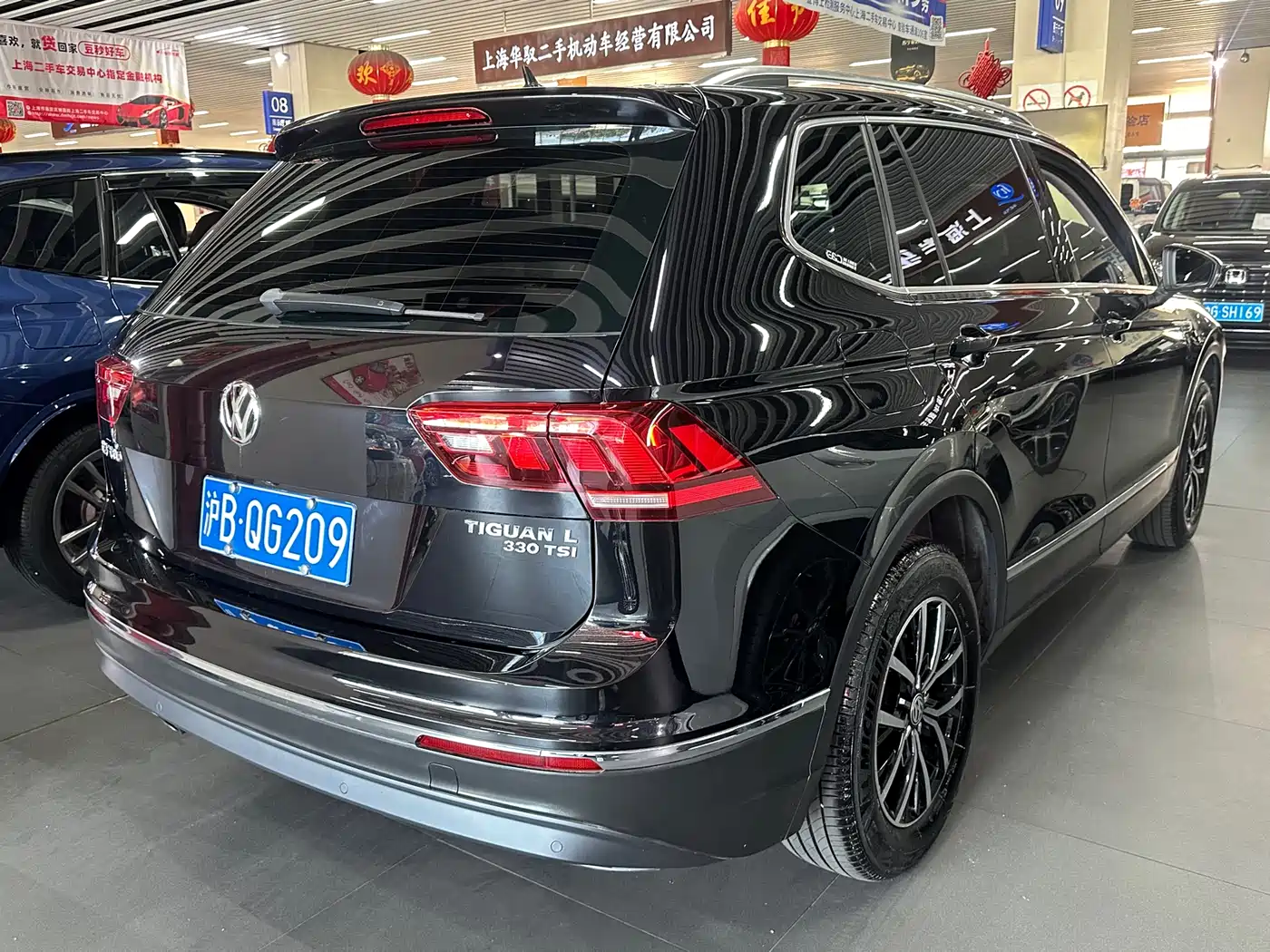 Volkswagen Tiguan L 2017 330TSI Automatic 2WD Luxury Edition фото 12