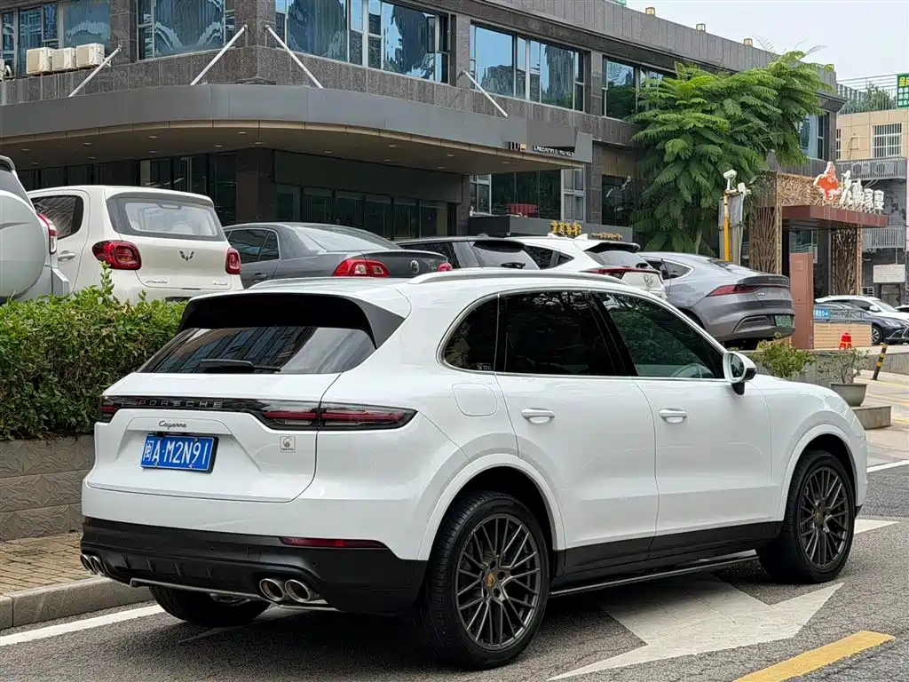 Porsche Cayenne 2018 Cayenne 3.0T фото 17