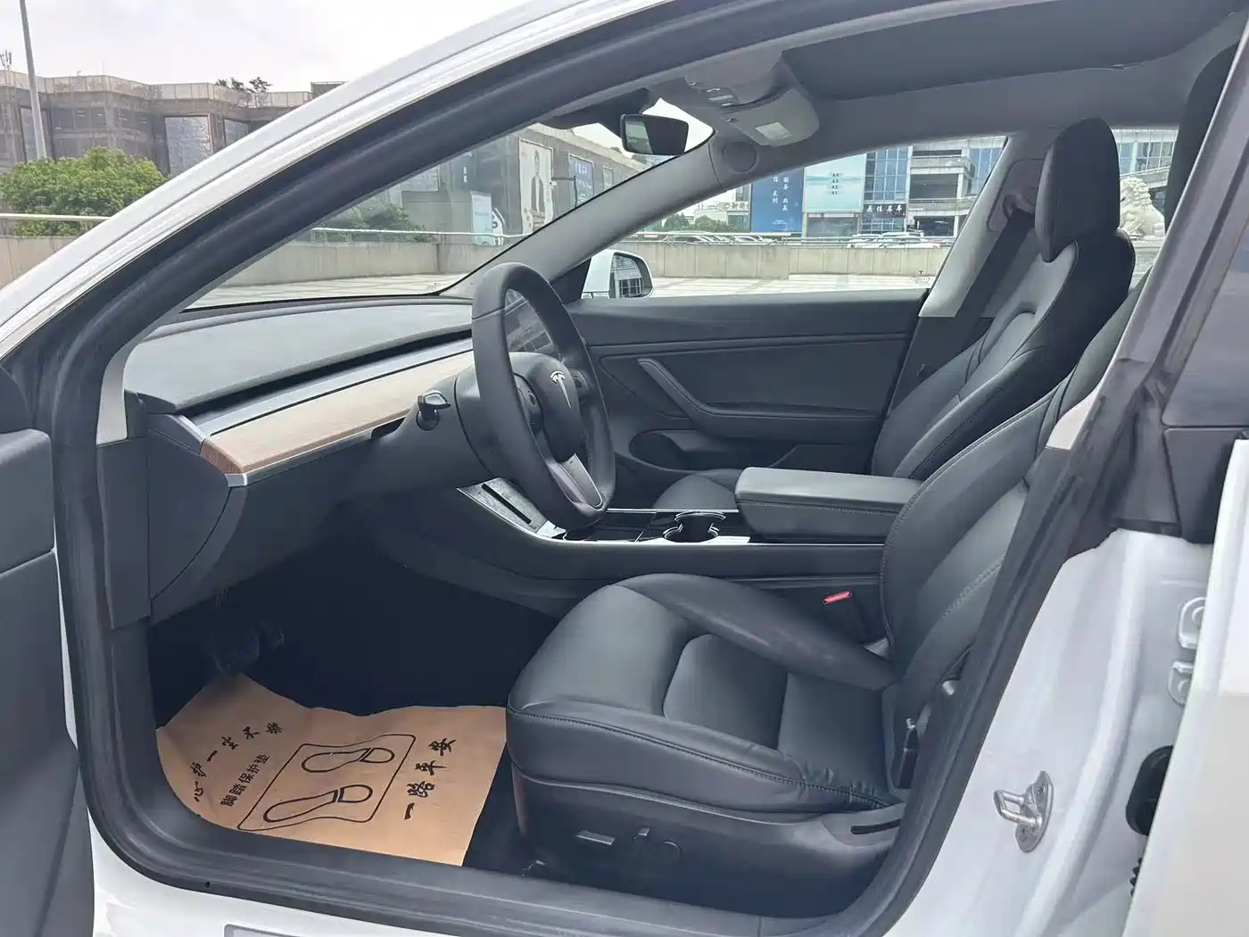 Tesla Model 3 (Import) 2019 2019 Standard Range RWD Upgraded Edition