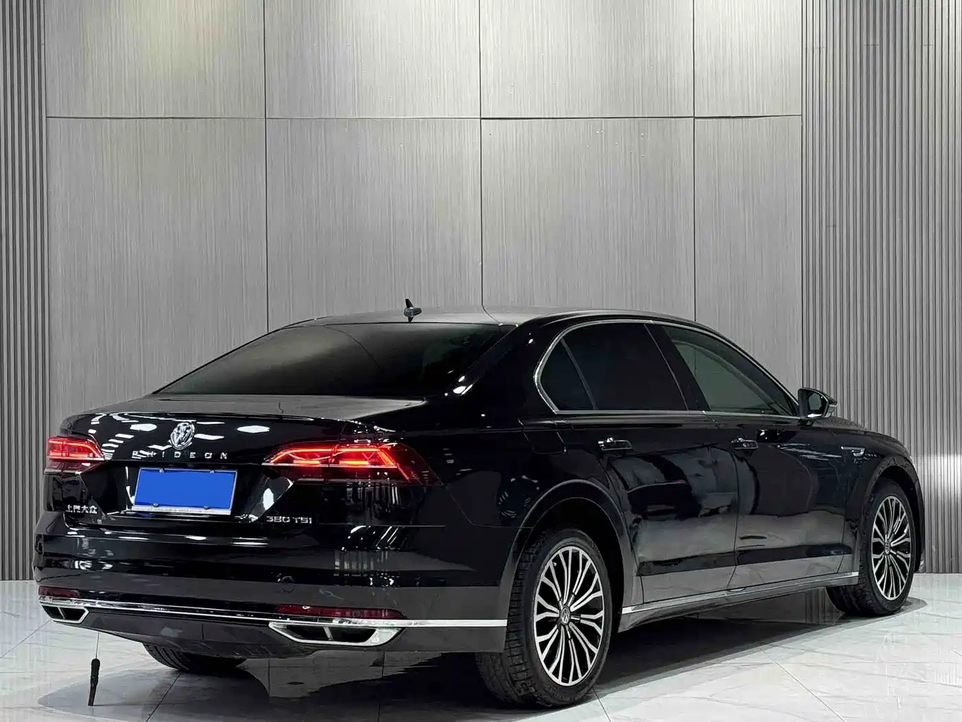 Volkswagen Phideon 2018 Facelift 380TSI FWD Business фото 6