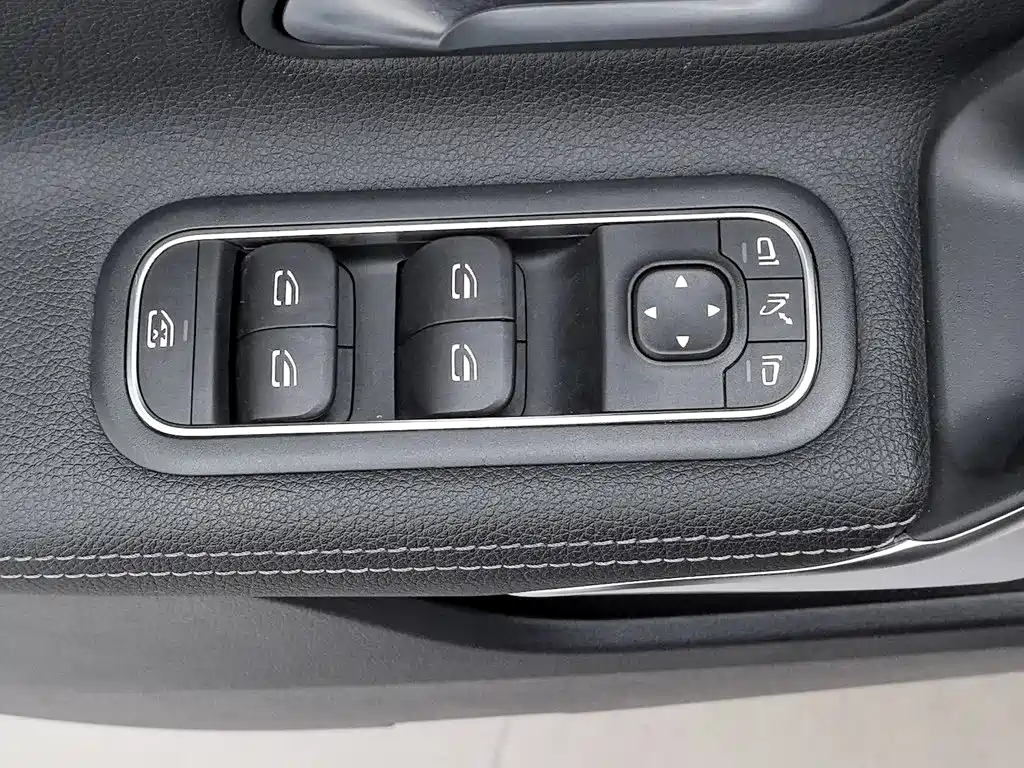 Mercedes-Benz A-Class (Import) 2021 2021 A 200 Fashion