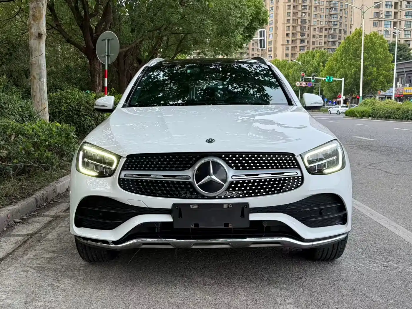 Mercedes-Benz GLC 2020 GLC 260 L 4MATIC Luxury фото 2