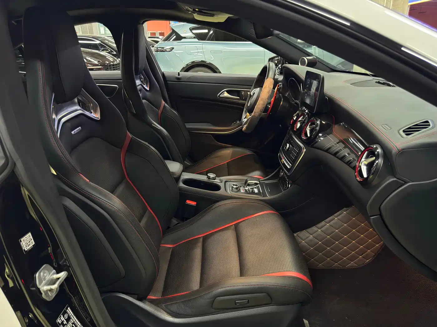 Mercedes-Benz CLA AMG 2017 Facelift AMG CLA 45 4MATIC фото 18