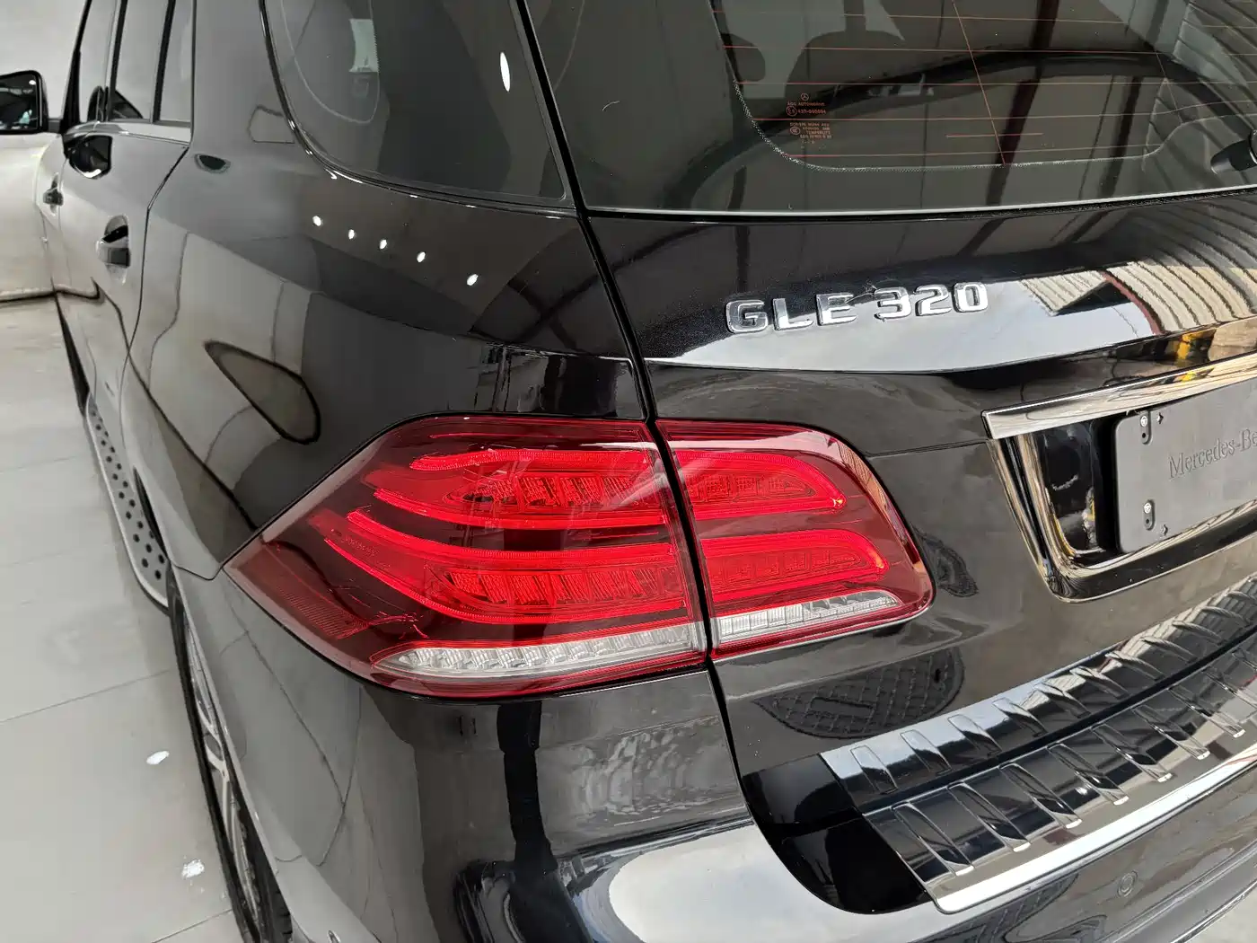 Mercedes-Benz GLE 2018 GLE 320 4MATIC Dynamic Ultimate Edition фото 9