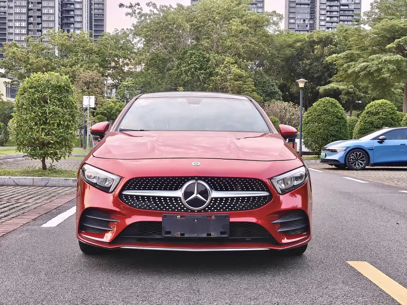 Mercedes-Benz A-Class 2019 A 200 L Sport Sedan фото 3