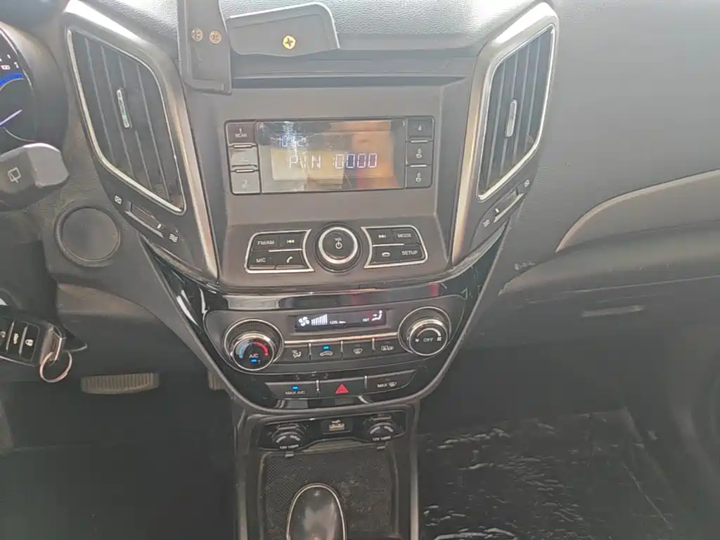 Changan CS15 2018 2016 1.5L Automatic Fashion