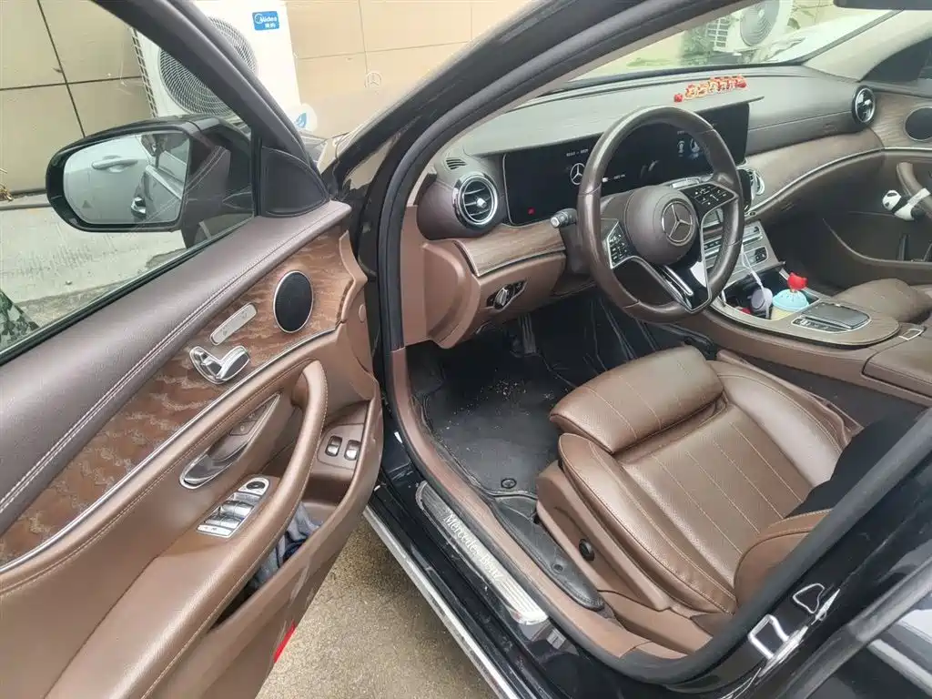 Mercedes-Benz E-Class New Energy 2022 Facelift E 350 e L Plug-in Hybrid Sedan фото 14