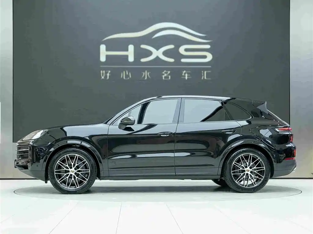 2025 Porsche Cayenne