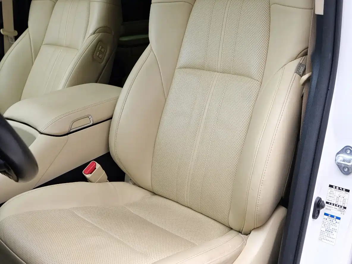 Toyota Alphard 2021 Hybrid 2.5L Luxury фото 7