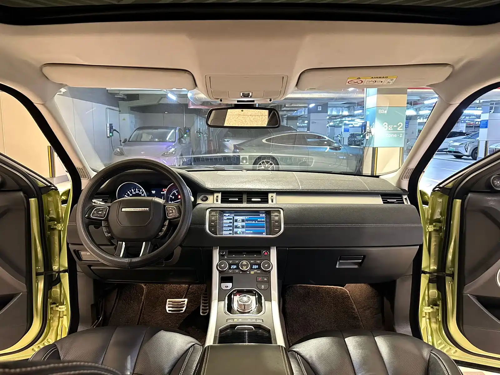 Photo 7 - Land Rover Range Rover Evoque (Import)