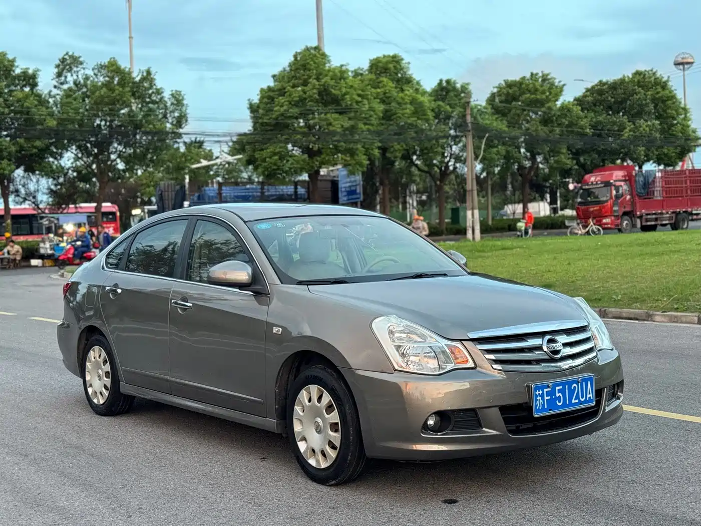 Фото 3 - Nissan Sylphy