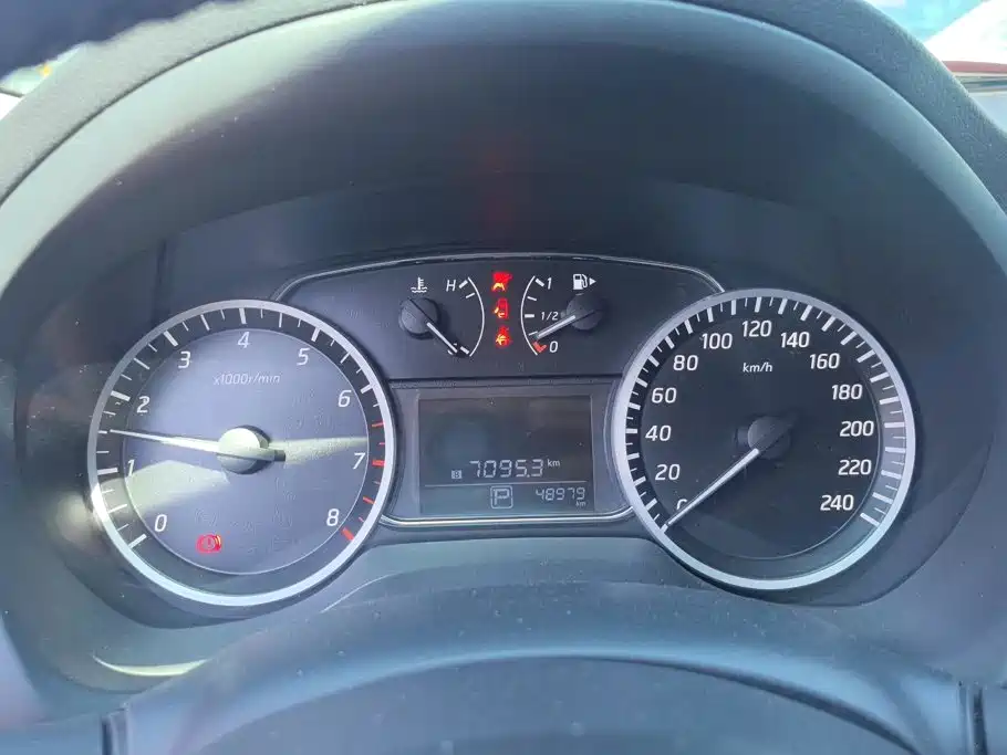 Nissan SYLPHY, миниатюра 14