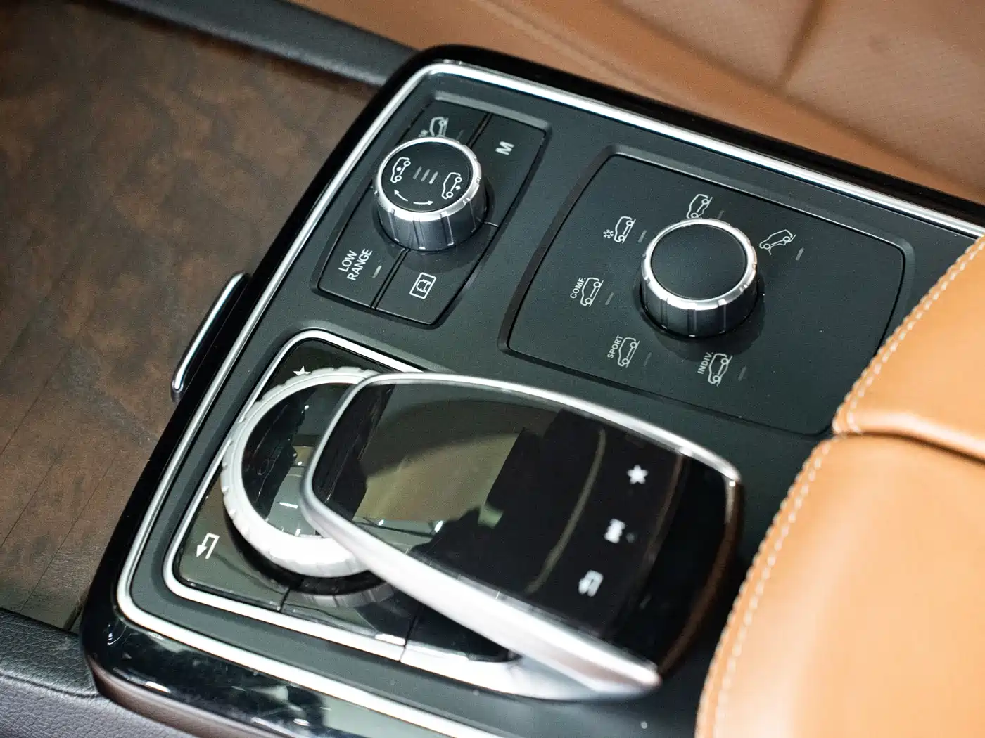 Mercedes-Benz GLS 2018 GLS 400 4MATIC Luxury фото 14
