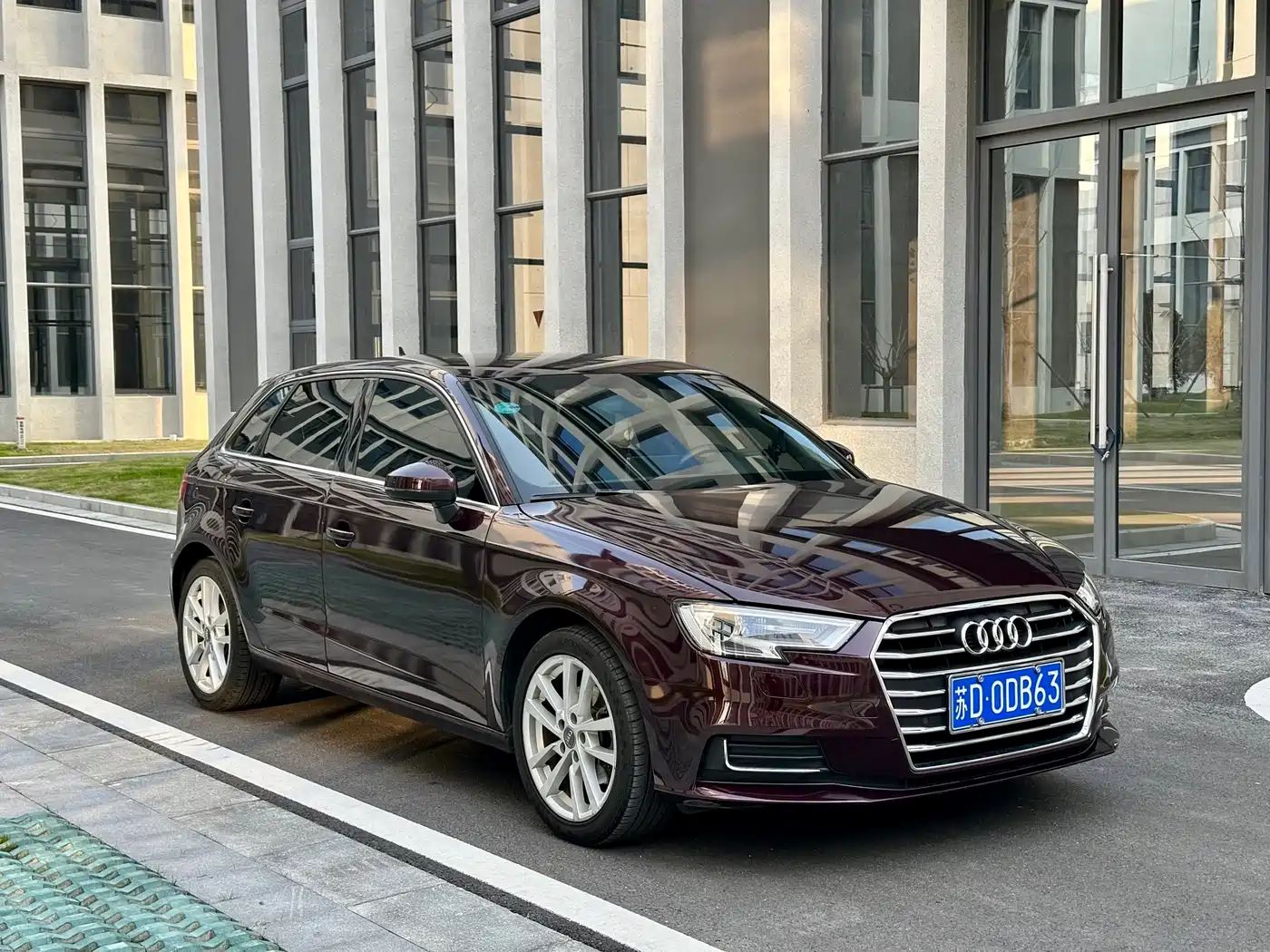 Audi A3 2019 Sportback 35 TFSI Progressive China VI фото 3