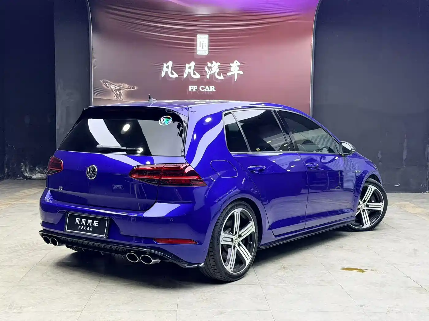 Volkswagen Golf (Import) 2018 2017 2.0TSI R