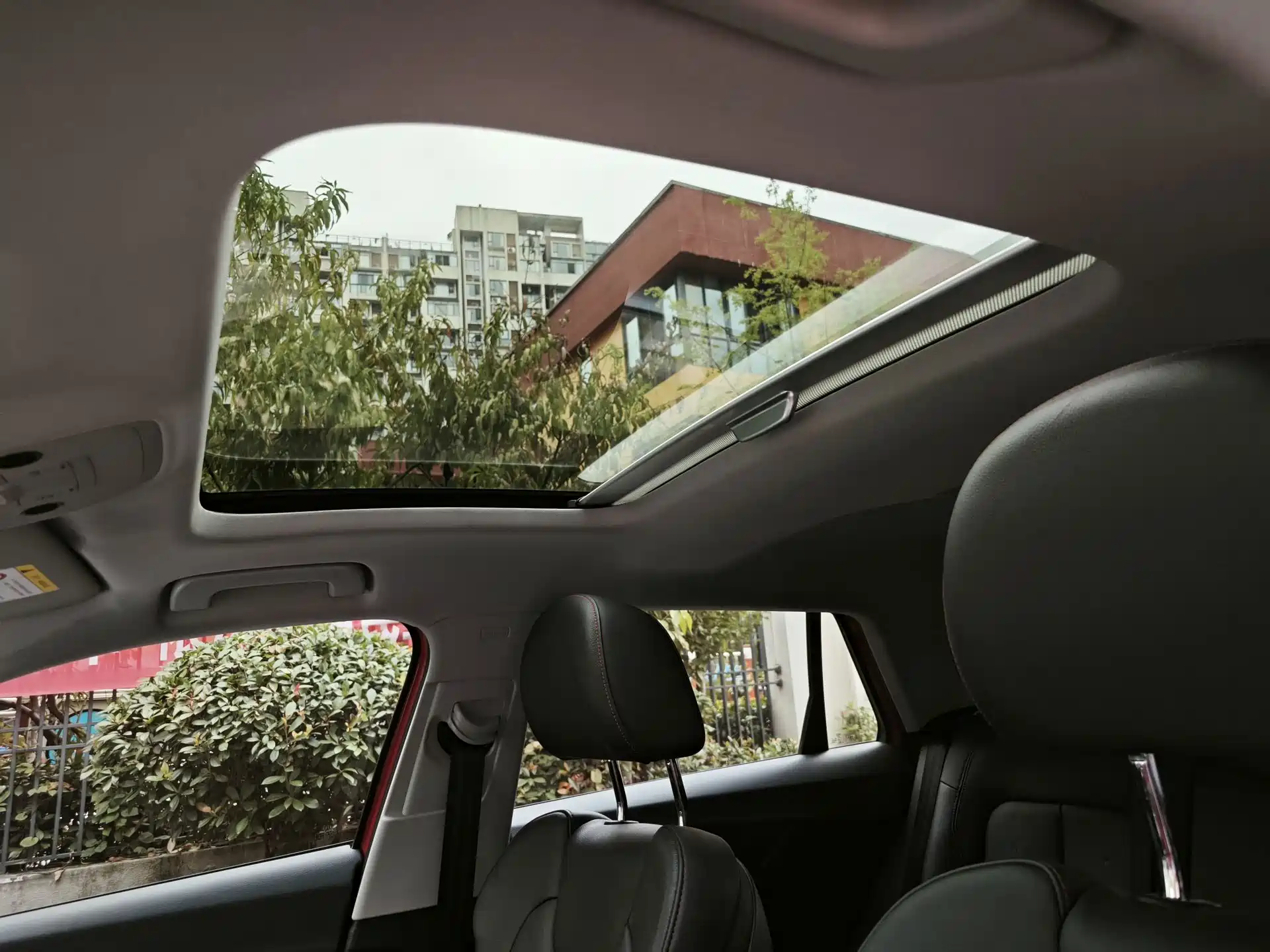 Photo 13 - Audi Q2L